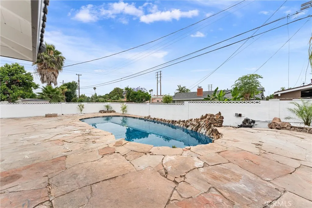 8771 La Grand Avenue, Garden Grove, California 92841 home-pic-38